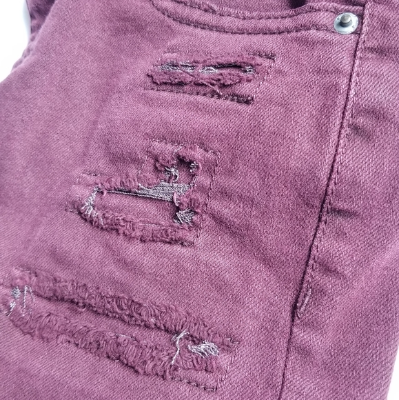 Mid-Rise Distressed Deep Purple Shorts - Picture 7 of 7
